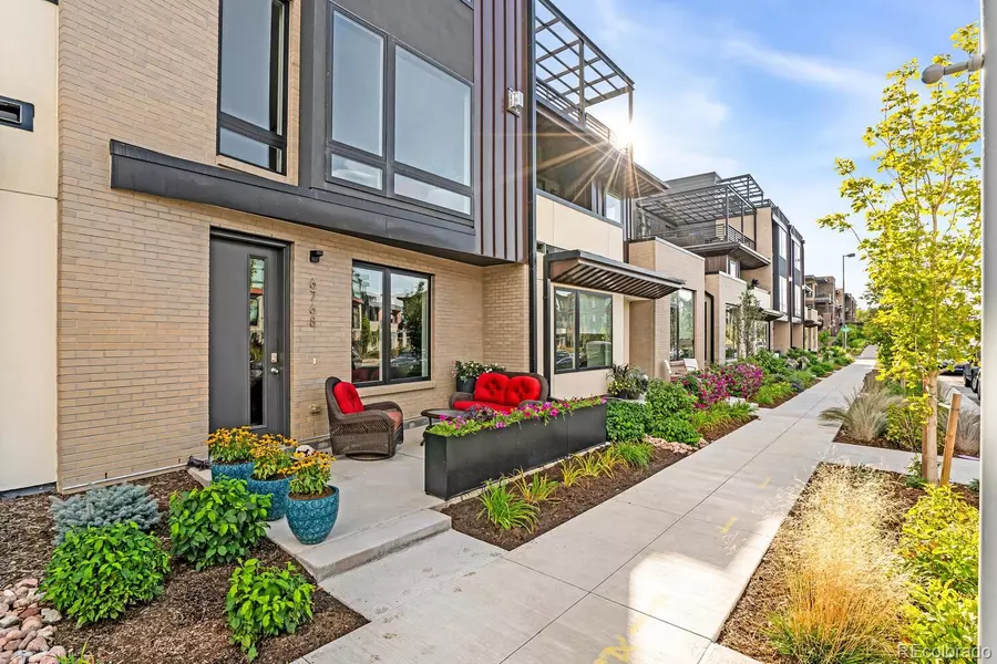 6768 E Lowry BLVD, Denver, CO 80230