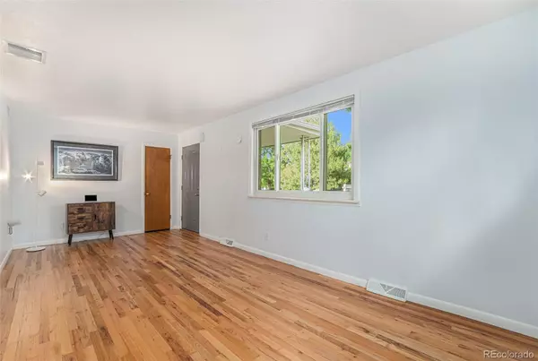 Denver, CO 80204,671 Winona CT