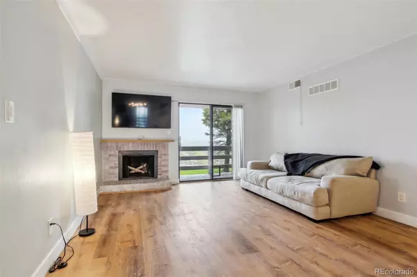 Lakewood, CO 80228,579 Wright ST #204