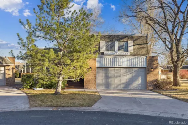 21 Birdie LN, Littleton, CO 80123