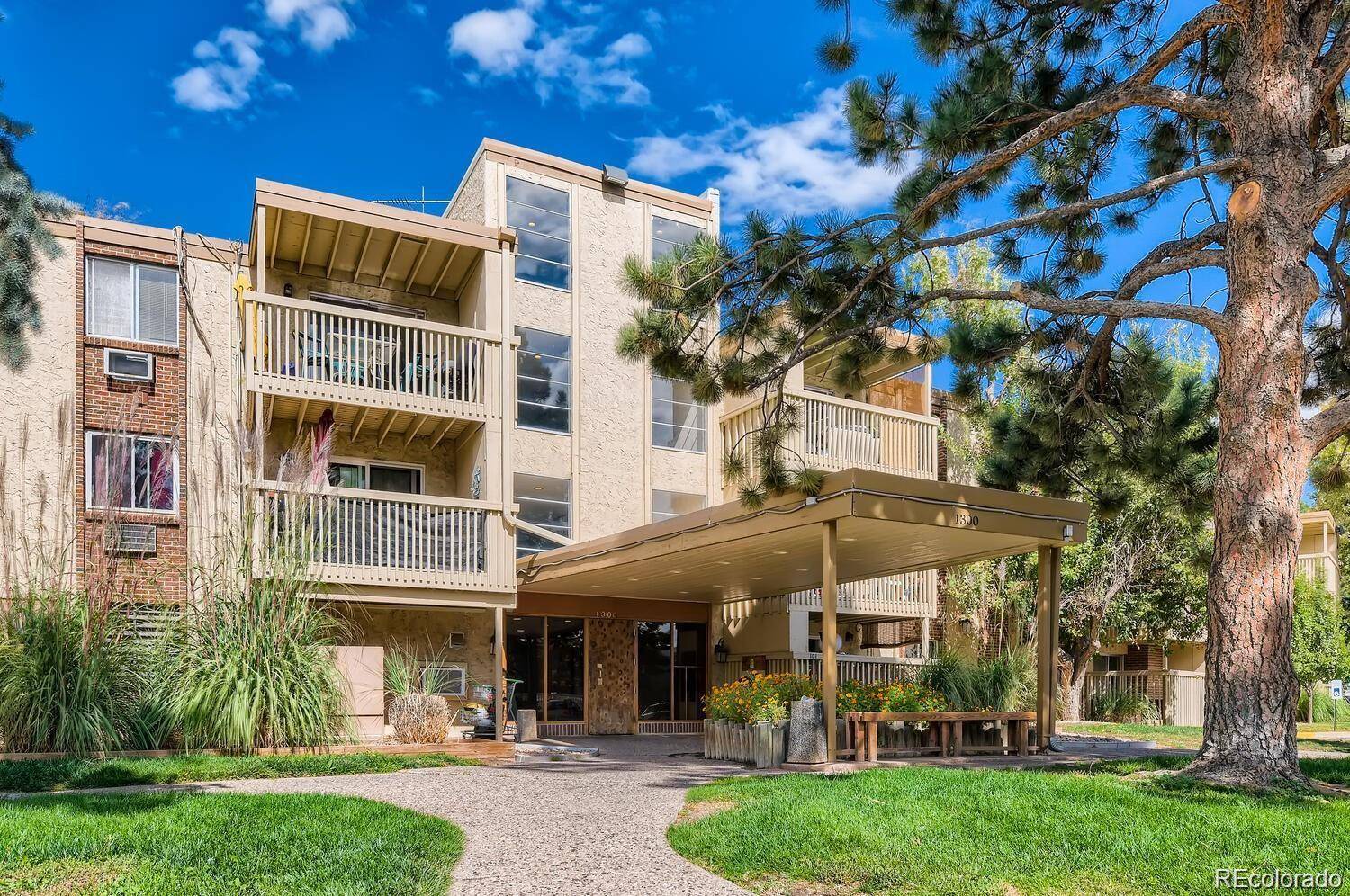 1302 S Parker RD #114, Denver, CO 80231