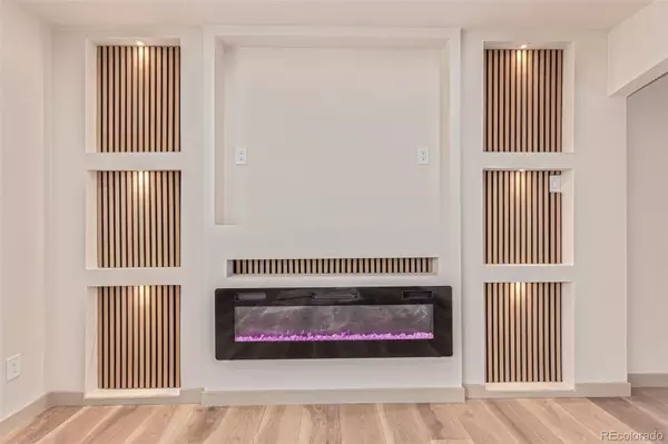 Littleton, CO 80123,6437 W Arbor DR