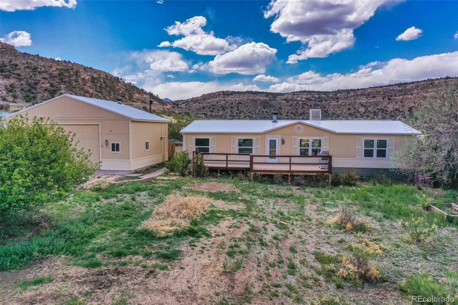 35 Rockrimmon RD, Williamsburg, CO 81226