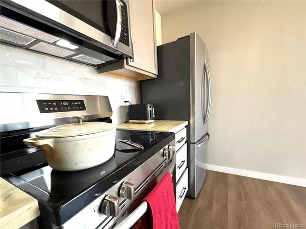 Pueblo, CO 81007,326 W Golden Eagle WAY #328