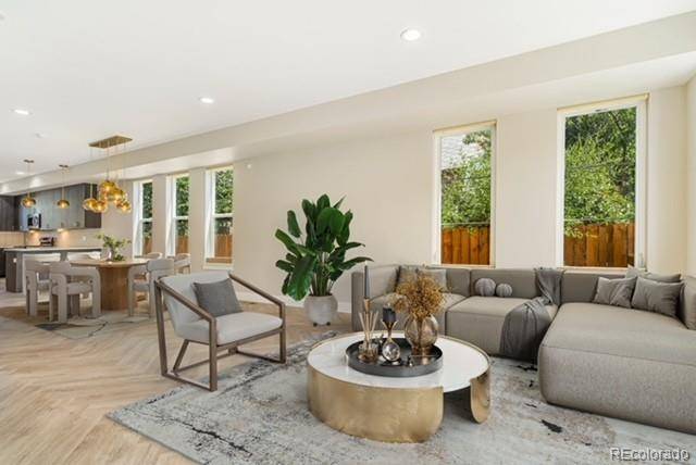 Denver, CO 80204,1070 Knox CT