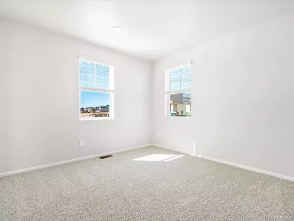 Johnstown, CO 80534,4701 Sunsplash WAY