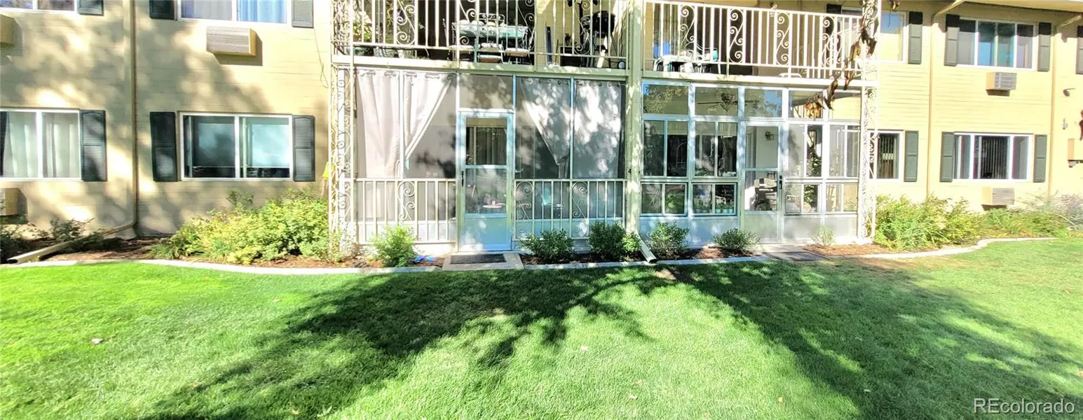 755 S Clinton ST #4A, Denver, CO 80247