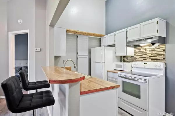 Arvada, CO 80003,5321 W 76th AVE #322