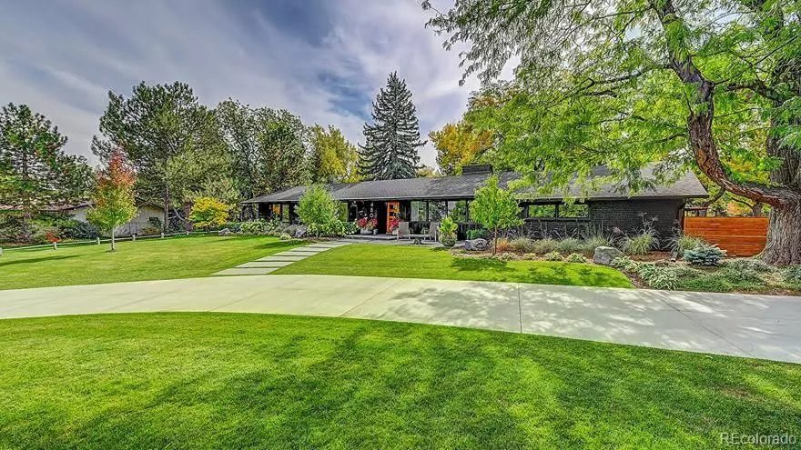 4800 W Wagon Trail RD, Littleton, CO 80123