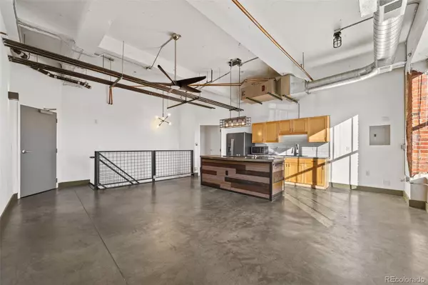 Denver, CO 80209,1777L E 39th AVE #205