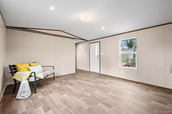 Colorado Springs, CO 80907,720 4th ST