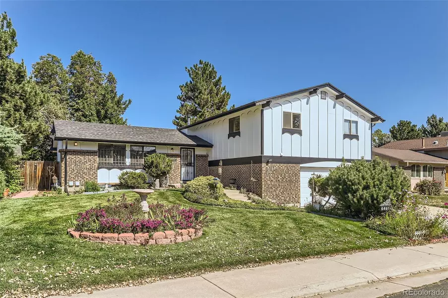 6461 W 73rd PL, Arvada, CO 80003