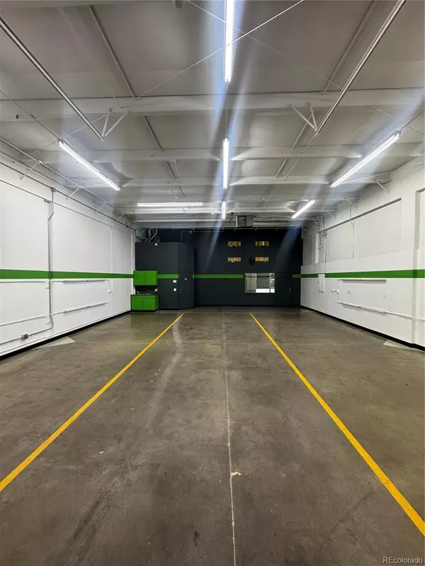 Centennial, CO 80112,13530 E Hinsdale DR #J