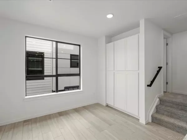 Denver, CO 80222,2054 S Holly ST #1