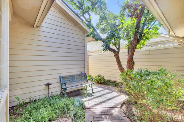 Centennial, CO 80122,8288 S High CT