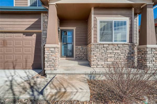 596 Newton DR, Loveland, CO 80537