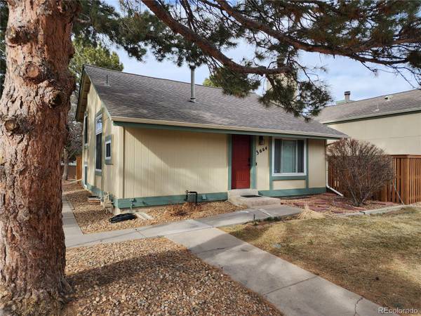 3664 S Danube CIR, Aurora, CO 80013