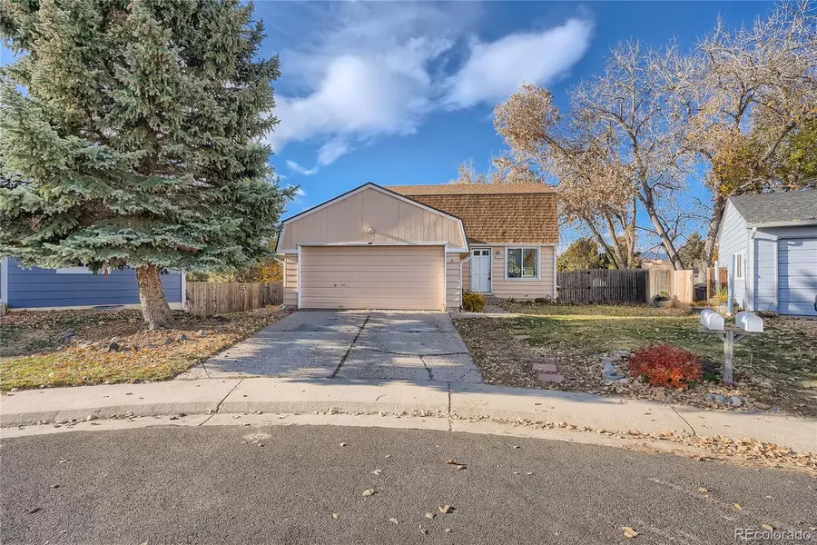 9252 W 100th CIR, Westminster, CO 80021