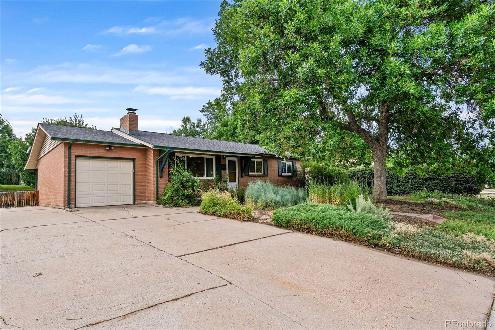 Lakewood, CO 80228,571 S Taft ST