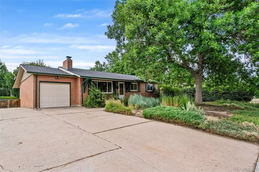 571 S Taft ST, Lakewood, CO 80228