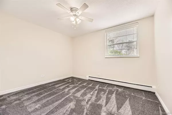 Aurora, CO 80014,2160 S Vaughn WAY #104C