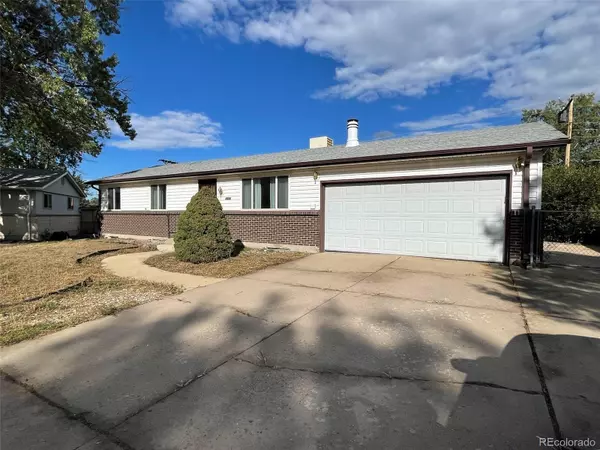 1516 S Field CT, Lakewood, CO 80232
