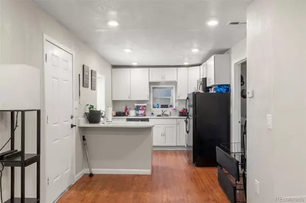 Aurora, CO 80010,1558 Dallas ST