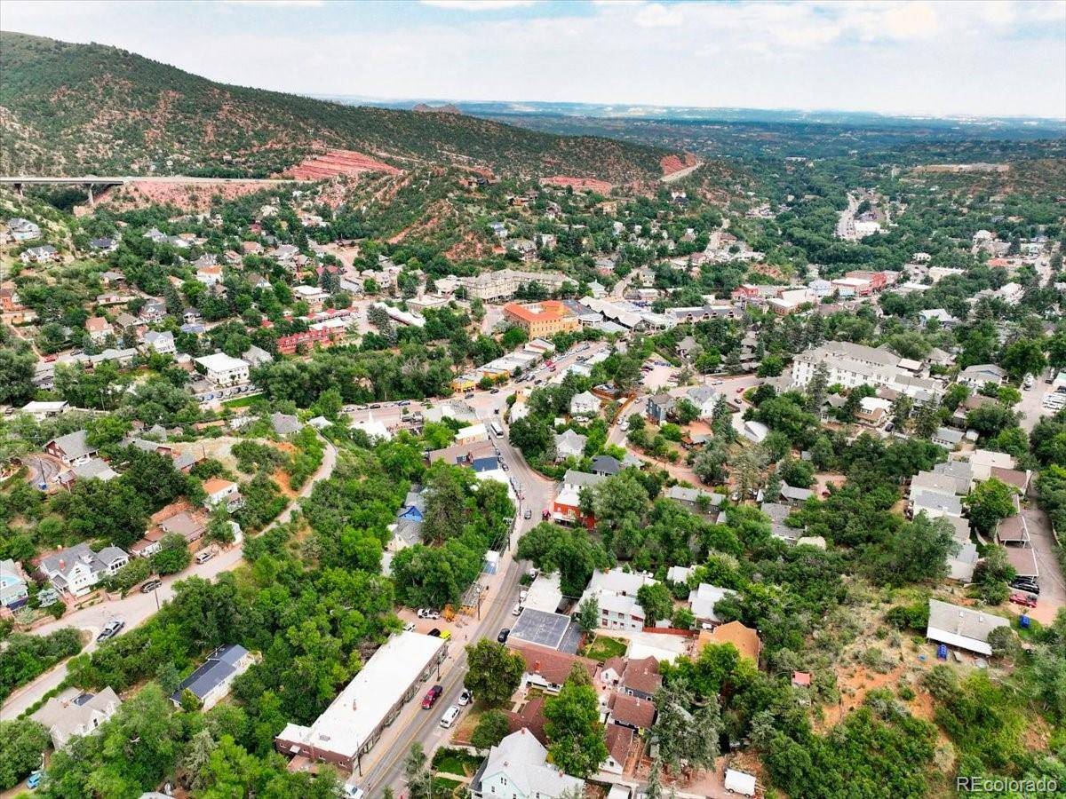 Manitou Springs, CO 80829,125 Ruxton AVE