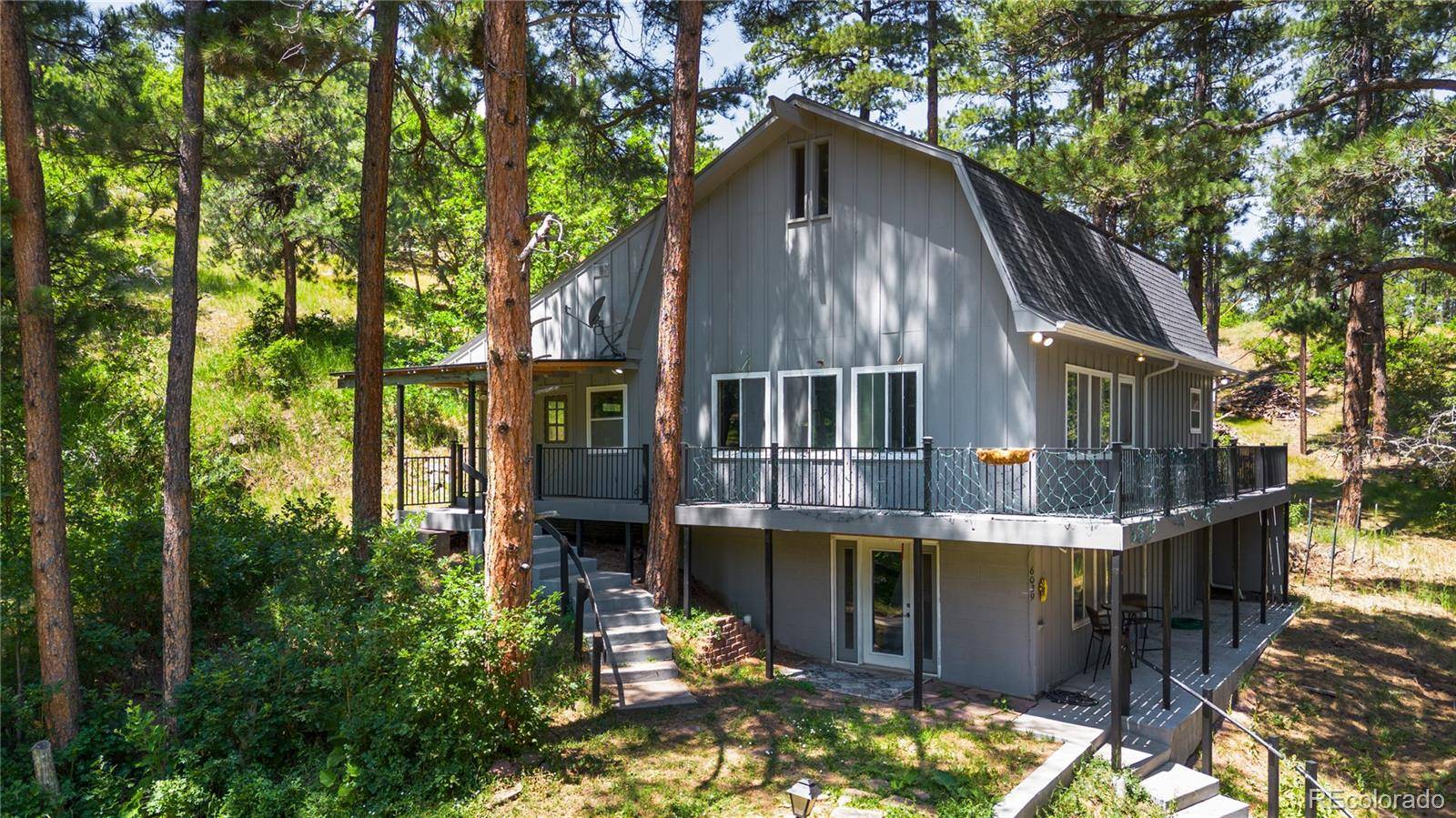 6039 Roosevelt AVE, Beulah, CO 81023