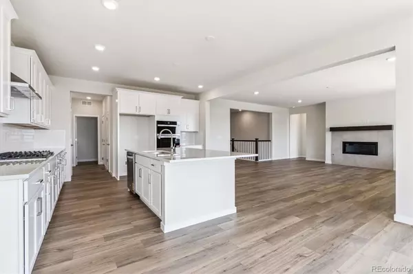 Lafayette, CO 80026,2476 Bailey LN