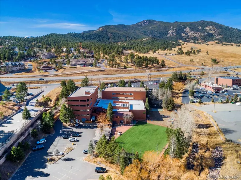 2932 Evergreen Pkwy, Evergreen, CO 80439