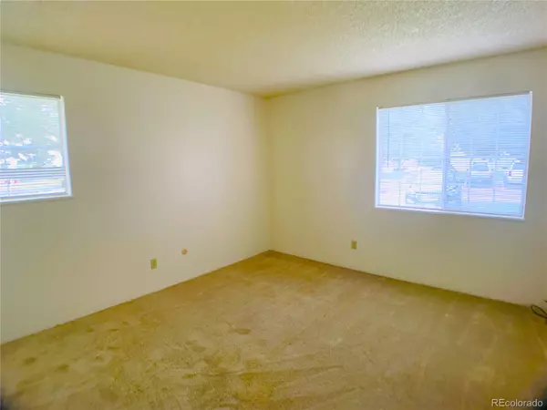 Aurora, CO 80012,14493 E Jewell AVE #204