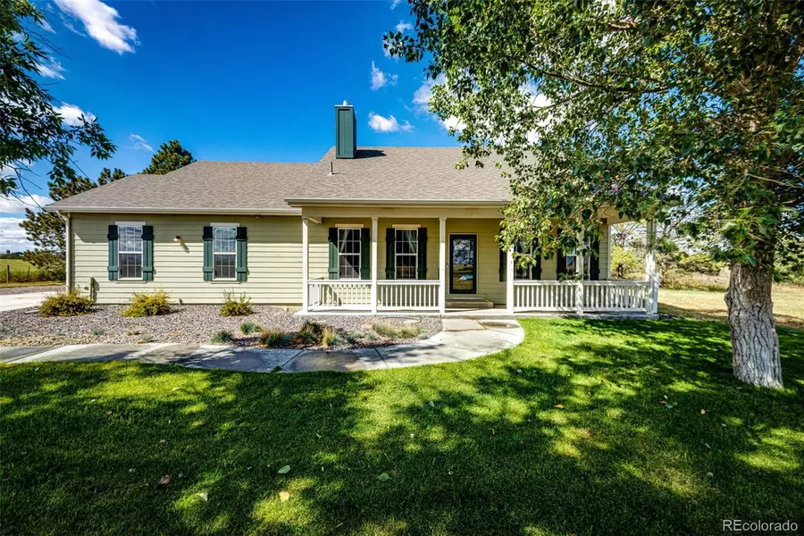8375 Strasburg RD, Strasburg, CO 80136