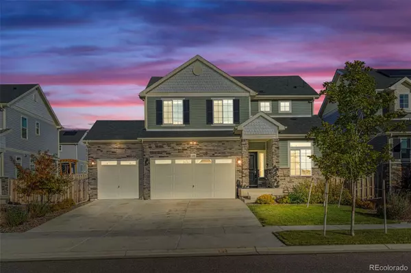 236 N Newcastle WAY, Aurora, CO 80018