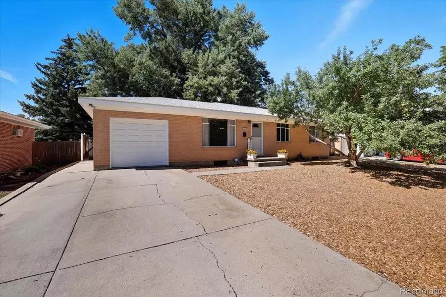 2924 Illinois AVE, Colorado Springs, CO 80907