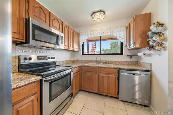 Denver, CO 80239,5511 Scranton ST