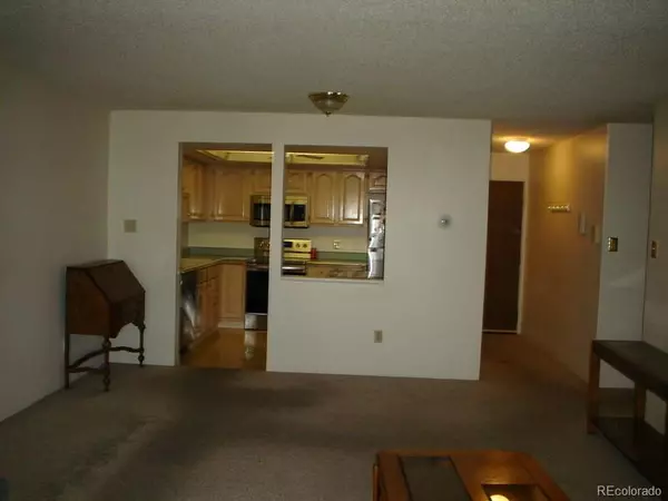 Aurora, CO 80014,13952 E Marina DR #611