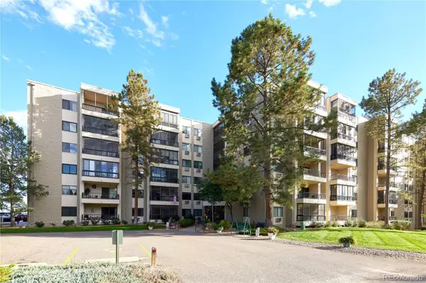 Aurora, CO 80014,13902 E Marina DR #610