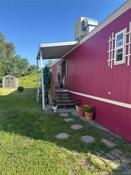 9400 Elm CT, Denver, CO 80260