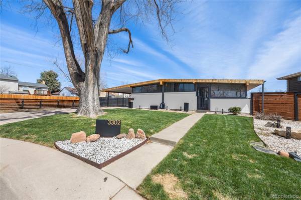 3302 S Wabash CIR, Denver, CO 80231