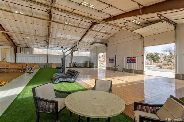 Cherry Hills Village, CO 80111,6302 Charrington DR