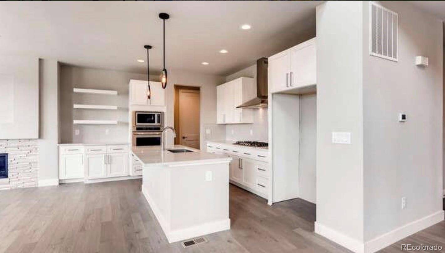 Aurora, CO 80016,22561 E Hinsdale AVE