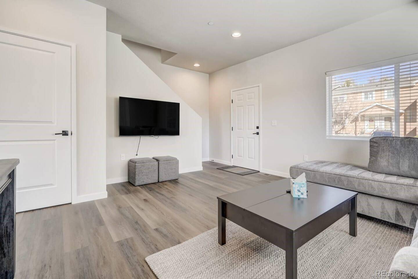 Colorado Springs, CO 80909,2220 E La Salle ST #105