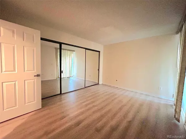 Aurora, CO 80013,11101 E Alameda AVE #104