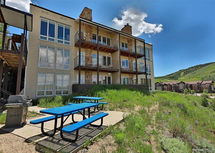 96 Mountain Side DR #B61, Granby, CO 80446