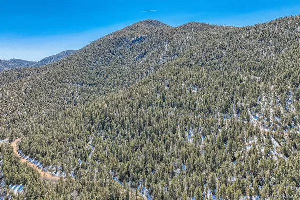 Golden, CO 80403,1014 Chute RD