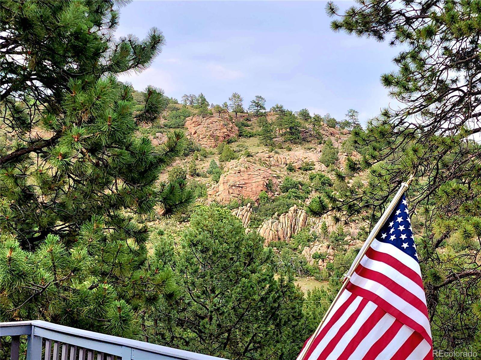 Florissant, CO 80816,305 Comanche DR
