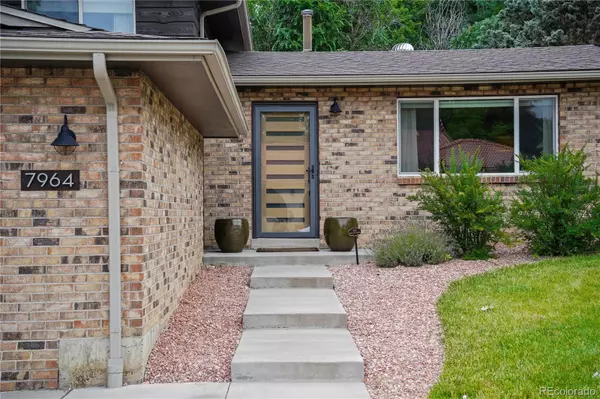 Arvada, CO 80005,7964 Flower ST