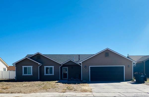 1628 Pikes Peak PL, Alamosa, CO 81101