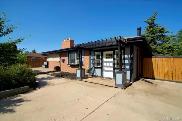 423 Lima ST, Aurora, CO 80010